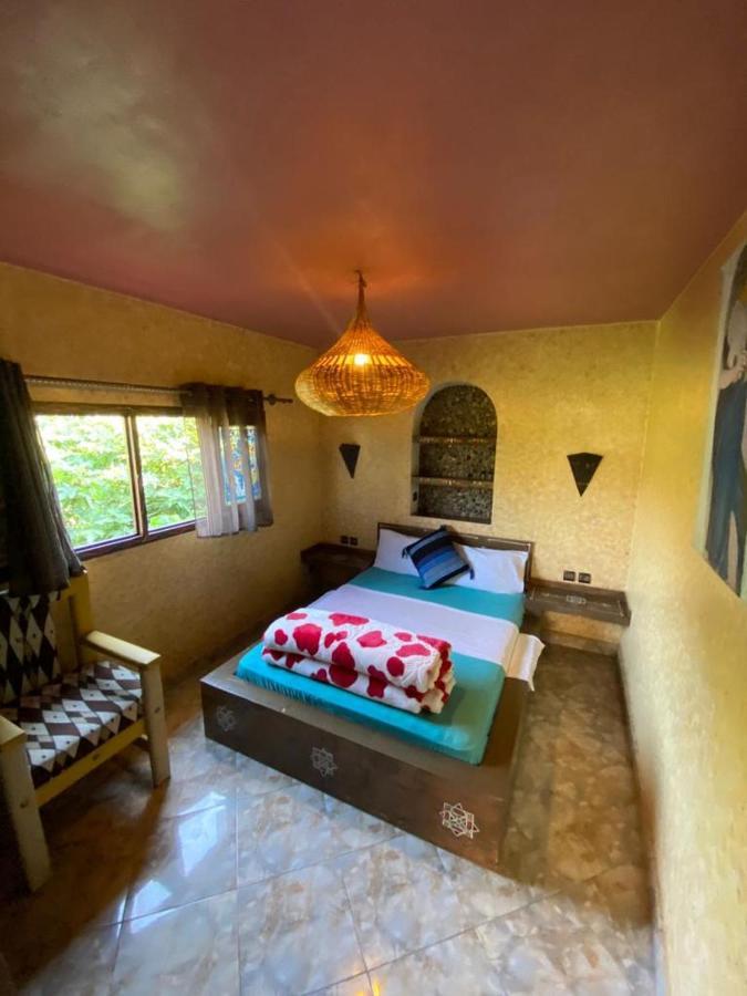 Complexe Rueda Hotel Ouslaf Ngoại thất bức ảnh