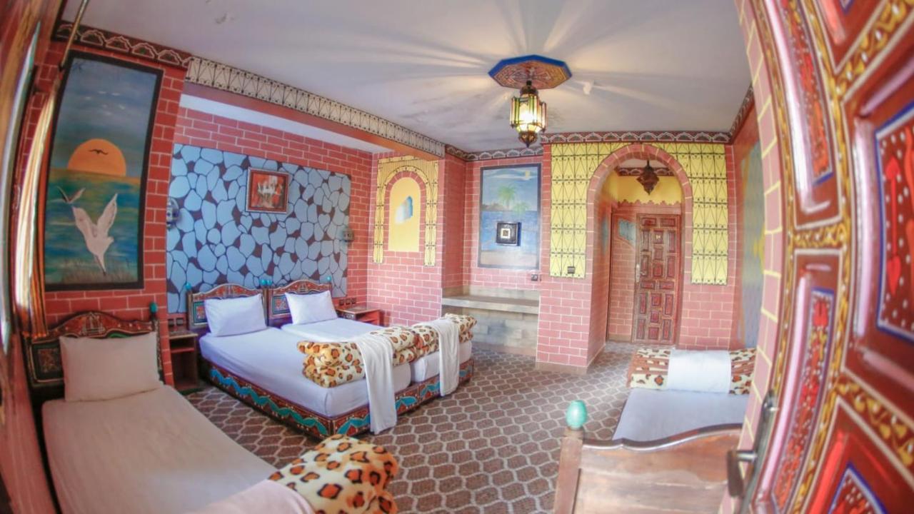 Complexe Rueda Hotel Ouslaf Ngoại thất bức ảnh